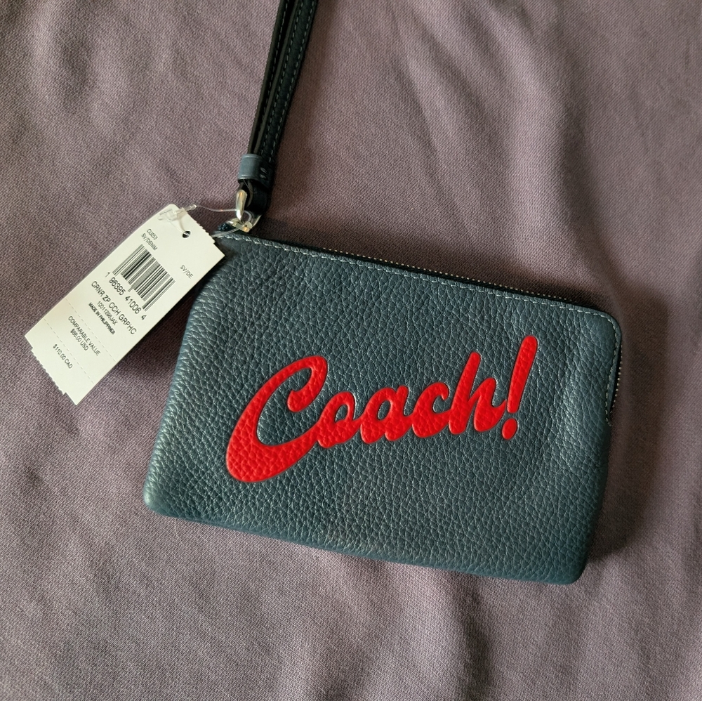 Nwt Coach Corner Zip Wristlet